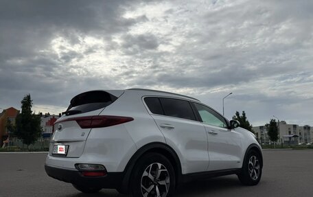 KIA Sportage IV рестайлинг, 2019 год, 2 000 000 рублей, 8 фотография