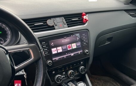 Skoda Octavia, 2018 год, 1 300 000 рублей, 17 фотография