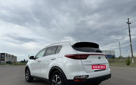 KIA Sportage IV рестайлинг, 2019 год, 2 000 000 рублей, 5 фотография