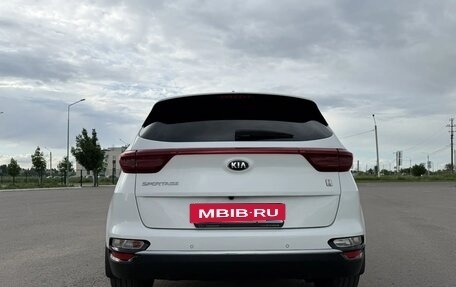 KIA Sportage IV рестайлинг, 2019 год, 2 000 000 рублей, 6 фотография