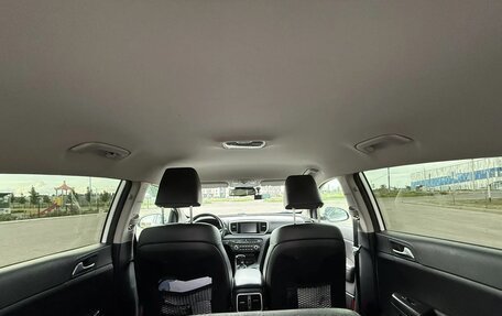 KIA Sportage IV рестайлинг, 2019 год, 2 000 000 рублей, 21 фотография