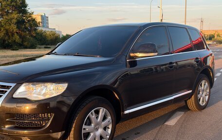 Volkswagen Touareg III, 2007 год, 1 200 000 рублей, 2 фотография