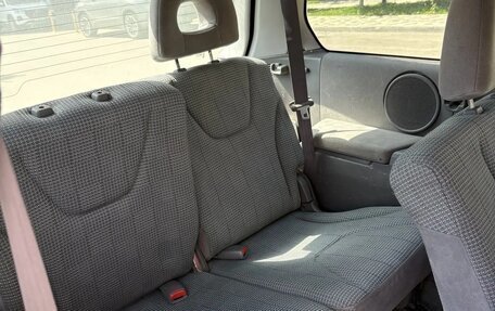 Mitsubishi Space Wagon III, 2003 год, 530 000 рублей, 3 фотография