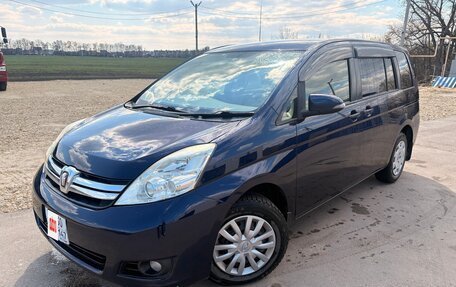 Toyota ISis I, 2013 год, 1 185 000 рублей, 7 фотография