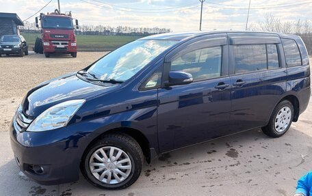 Toyota ISis I, 2013 год, 1 185 000 рублей, 6 фотография