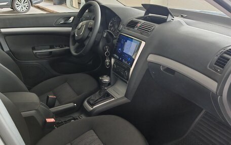 Skoda Octavia, 2011 год, 850 000 рублей, 7 фотография