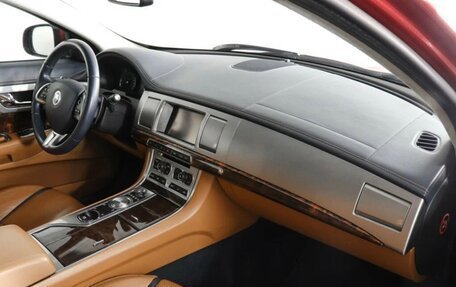 Jaguar XF I рестайлинг, 2011 год, 1 950 000 рублей, 4 фотография