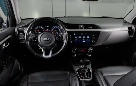 KIA Rio IV, 2021 год, 1 729 000 рублей, 6 фотография