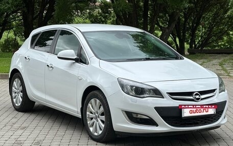 Opel Astra J, 2013 год, 710 000 рублей, 3 фотография