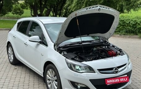 Opel Astra J, 2013 год, 710 000 рублей, 17 фотография