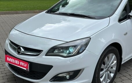 Opel Astra J, 2013 год, 710 000 рублей, 11 фотография