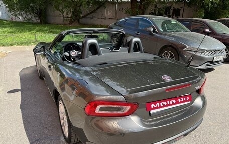 Fiat 124 Spider I, 2017 год, 2 750 000 рублей, 7 фотография