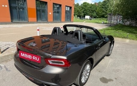Fiat 124 Spider I, 2017 год, 2 750 000 рублей, 9 фотография
