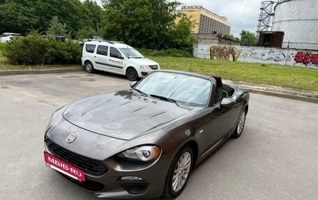 Fiat 124 Spider I, 2017 год, 2 750 000 рублей, 15 фотография