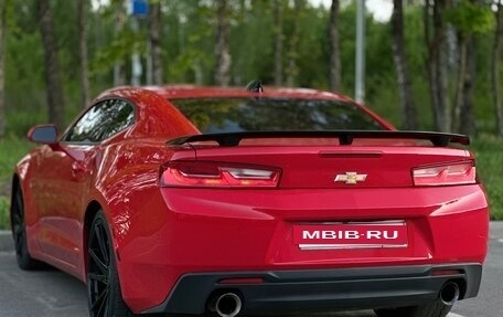 Chevrolet Camaro VI, 2016 год, 2 850 000 рублей, 3 фотография