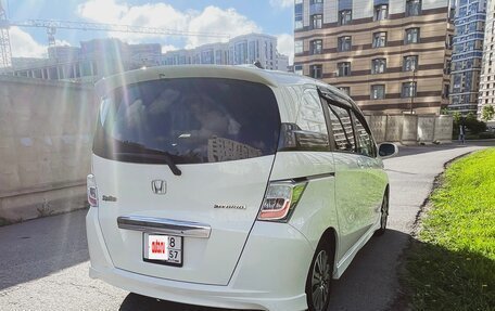 Honda Freed I, 2012 год, 1 180 000 рублей, 8 фотография