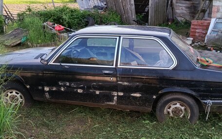BMW 3 серия, 1982 год, 250 000 рублей, 3 фотография
