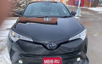 Toyota C-HR I рестайлинг, 2017 год, 1 700 000 рублей, 1 фотография