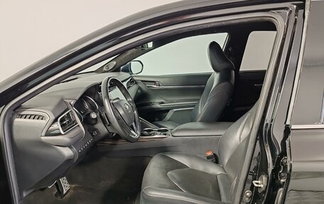 Toyota Camry, 2020 год, 3 049 000 рублей, 16 фотография