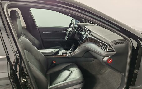Toyota Camry, 2020 год, 3 049 000 рублей, 25 фотография