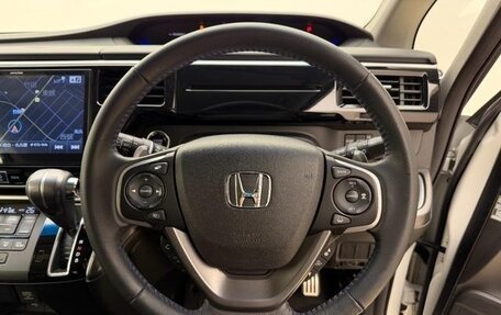Honda Stepwgn IV, 2019 год, 2 350 000 рублей, 15 фотография