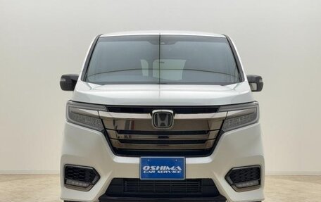 Honda Stepwgn IV, 2019 год, 2 350 000 рублей, 8 фотография