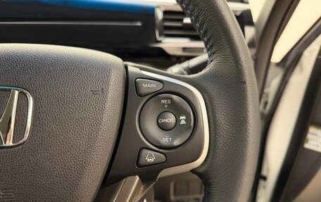 Honda Stepwgn IV, 2019 год, 2 350 000 рублей, 17 фотография