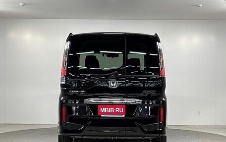Honda Stepwgn IV, 2021 год, 2 400 000 рублей, 5 фотография