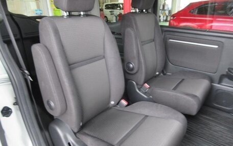 Honda Stepwgn IV, 2021 год, 2 280 000 рублей, 18 фотография