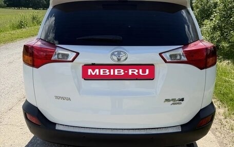 Toyota RAV4, 2013 год, 2 300 000 рублей, 14 фотография