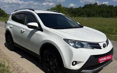 Toyota RAV4, 2013 год, 2 300 000 рублей, 11 фотография