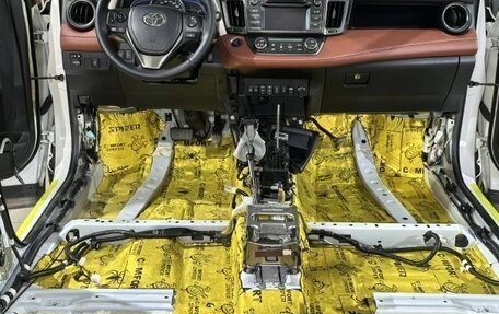 Toyota RAV4, 2013 год, 2 300 000 рублей, 21 фотография