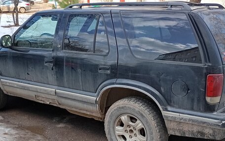 Chevrolet Blazer II рестайлинг, 1995 год, 250 000 рублей, 1 фотография