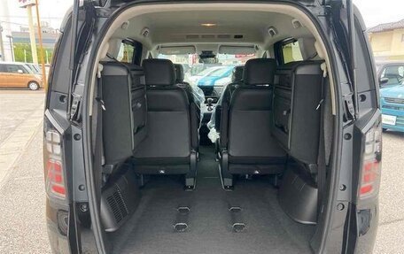 Honda Freed, 2025 год, 1 980 005 рублей, 10 фотография