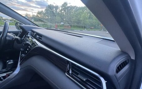 Toyota Camry, 2018 год, 2 950 000 рублей, 23 фотография