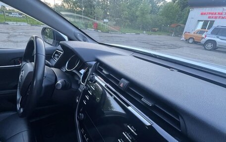 Toyota Camry, 2018 год, 2 950 000 рублей, 24 фотография