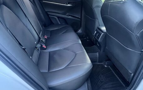Toyota Camry, 2018 год, 2 950 000 рублей, 30 фотография