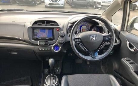 Honda Fit Shuttle I рестайлинг, 2013 год, 800 000 рублей, 5 фотография