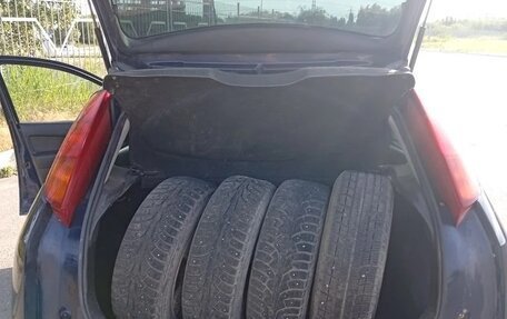 Ford Focus IV, 2001 год, 230 000 рублей, 11 фотография