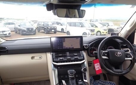 Toyota Land Cruiser, 2023 год, 11 000 000 рублей, 6 фотография