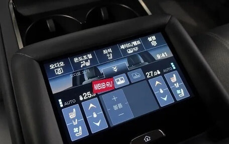 Lexus LS IV, 2024 год, 10 700 000 рублей, 15 фотография