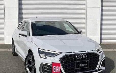Audi A3, 2022 год, 1 360 010 рублей, 3 фотография