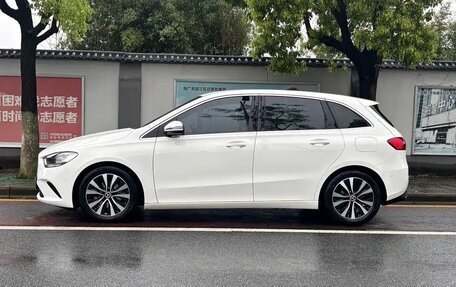 Mercedes-Benz B-Класс, 2022 год, 1 730 005 рублей, 3 фотография