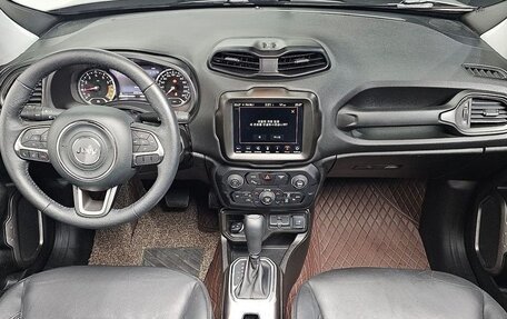 Jeep Renegade I рестайлинг, 2023 год, 1 420 123 рублей, 6 фотография
