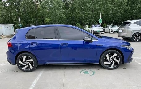 Volkswagen Golf VIII, 2023 год, 1 460 000 рублей, 4 фотография