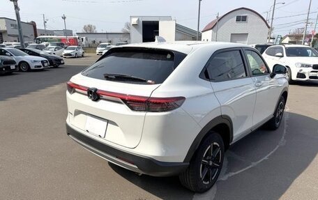 Honda Vezel, 2023 год, 2 000 000 рублей, 7 фотография