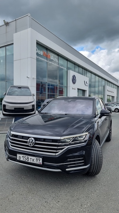 Volkswagen Touareg III, 2019 год, 5 990 000 рублей, 3 фотография