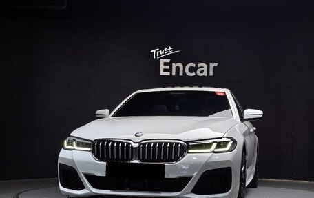 BMW 5 серия, 2022 год, 4 402 000 рублей, 2 фотография