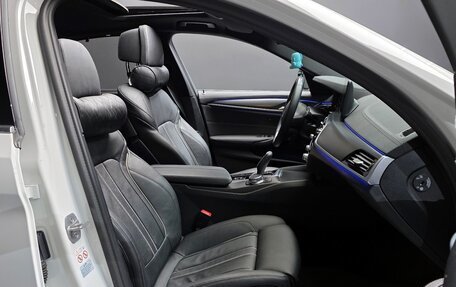 BMW 5 серия, 2022 год, 4 402 000 рублей, 9 фотография