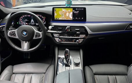 BMW 5 серия, 2022 год, 4 402 000 рублей, 19 фотография